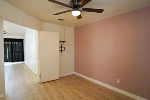 15231 N 87th Dr, Peoria, AZ 85381 - Photo 13