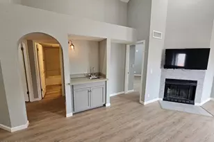 10301 N 70th St, Paradise Valley, AZ 85253 - Photo 9