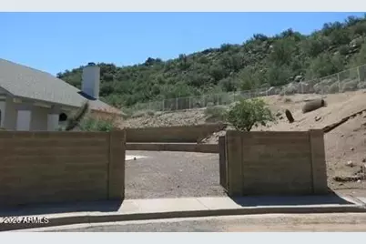 1711 E Behrend Drive, Phoenix, AZ 85024 - Photo 7