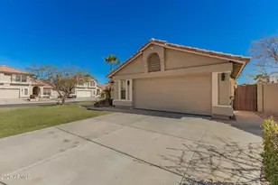 15431 S 22nd St, Phoenix, AZ 85048 - Photo 3