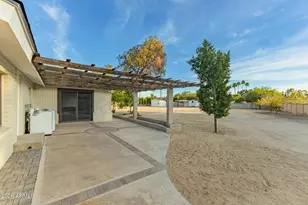 7143 W Union Hills Dr, Glendale, AZ 85308 - Photo 49