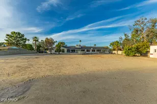 7143 W Union Hills Dr, Glendale, AZ 85308 - Photo 43