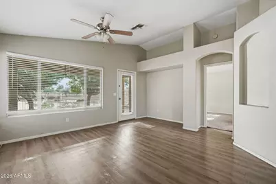 2049 N 109th Avenue, Avondale, AZ 85392 - Photo 5