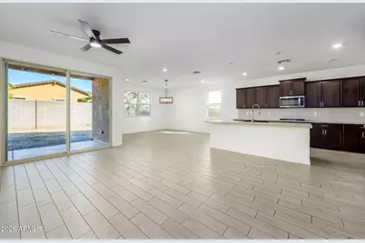 12608 W Gardenia Avenue, Glendale, AZ 85307 - Photo 5