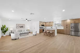 3402 E Dahlia Dr, Phoenix, AZ 85032 - Photo 7