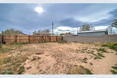 317 W 1st Avenue, Casa Grande, AZ 85122 - Photo 9