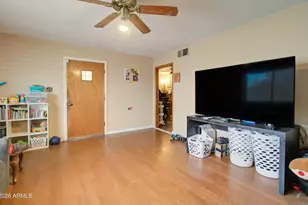 317 W 1st Ave, Casa Grande, AZ 85122 - Photo 13