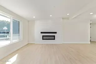 4936 W Highland Ave W, Phoenix, AZ 85031 - Photo 9