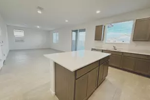 9528 W Cheery Lynn Rd, Phoenix, AZ 85037 - Photo 15