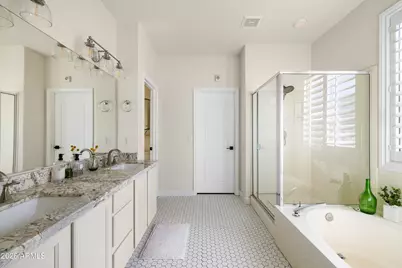 19520 N 61st Lane, Glendale, AZ 85308 - Photo 11