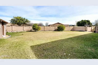 19520 N 61st Lane, Glendale, AZ 85308 - Photo 23