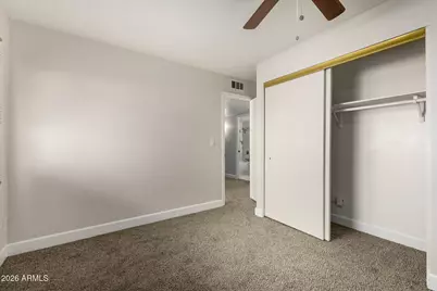 4267 N 68th Lane, Phoenix, AZ 85033 - Photo 15