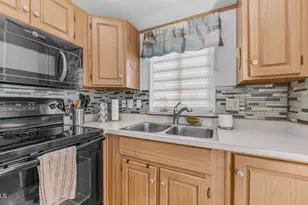 698 Felspar Dr, Apache Junction, AZ 85119 - Photo 13