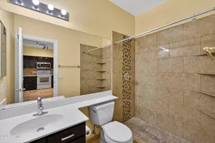 805 S Sycamore Ave, Mesa, AZ 85202 - Photo 23