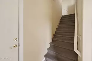 805 S Sycamore Ave, Mesa, AZ 85202 - Photo 3