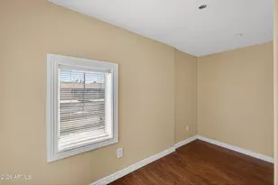 805 S Sycamore Ave, Mesa, AZ 85202 - Photo 27