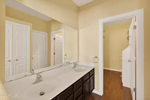 805 S Sycamore Ave, Mesa, AZ 85202 - Photo 17