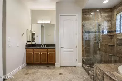 3215 E Constance Way, Phoenix, AZ 85042 - Photo 23