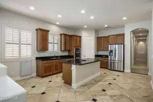 3215 E Constance Wy, Phoenix, AZ 85042 - Photo 11