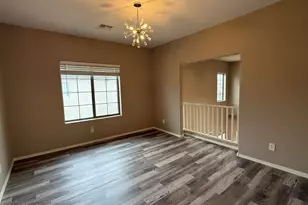 15946 W Port Royale Ln, Surprise, AZ 85379 - Photo 11