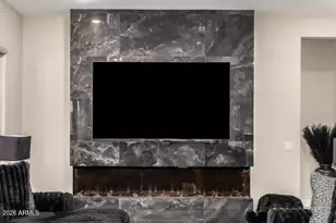 18578 W Sapium Way, Goodyear, AZ 85338 - Photo 7