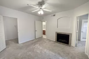 15095 N Thompson Peak Pkwy, Scottsdale, AZ 85260 - Photo 11