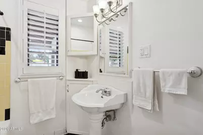 77 W Windsor Avenue, Phoenix, AZ 85003 - Photo 45
