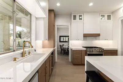 5421 S Sandstone Court, Gilbert, AZ 85298 - Photo 7