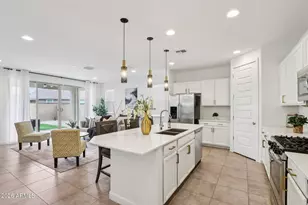 18816 W Cortez St, Surprise, AZ 85388 - Photo 5