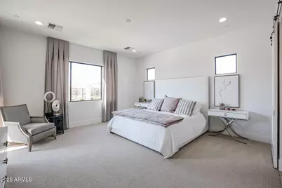 1672 W Lavitt Lane, Phoenix, AZ 85086 - Photo 23