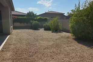 3225 W Leisure Ln, Phoenix, AZ 85086 - Photo 15