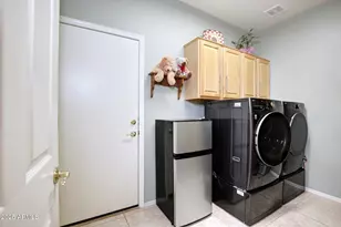 6839 W El Cortez Pl, Peoria, AZ 85382 - Photo 33