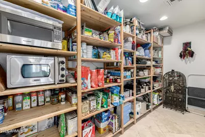 10665 E Gold Dust Avenue, Scottsdale, AZ 85258 - Photo 17