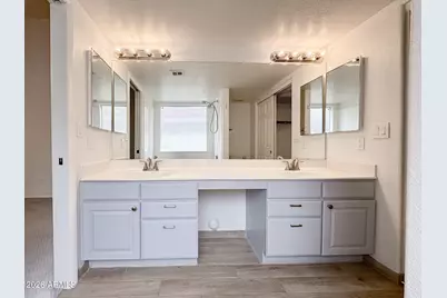 12030 N 40th Way, Phoenix, AZ 85028 - Photo 21