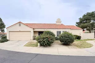 12030 N 40th Way, Phoenix, AZ 85028 - Photo 1