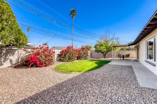 8640 E Wilshire Dr, Scottsdale, AZ 85257 - Photo 11