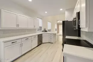 23817 S Harmony Way, Sun Lakes, AZ 85248 - Photo 11