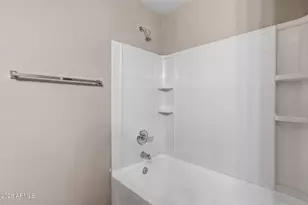 6467 W Orchid Ln, Glendale, AZ 85302 - Photo 13