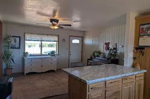 3080 W 8th South Pl, Saint Johns, AZ 85936 - Photo 3