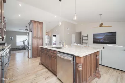 932 N Marble Street, Gilbert, AZ 85234 - Photo 7