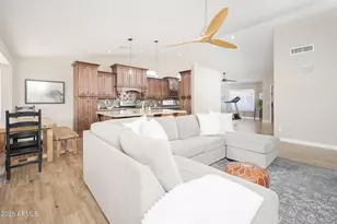 932 N Marble St, Gilbert, AZ 85234 - Photo 11