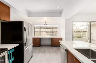 3713 E Glenrosa Ave, Phoenix, AZ 85018 - Photo 15