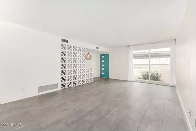 3713 E Glenrosa Avenue, Phoenix, AZ 85018 - Photo 9