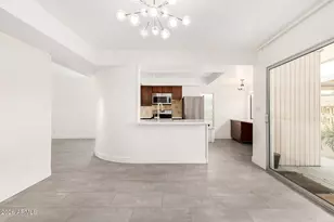 3713 E Glenrosa Ave, Phoenix, AZ 85018 - Photo 11