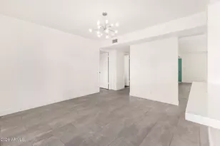 3713 E Glenrosa Ave, Phoenix, AZ 85018 - Photo 15