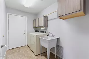 10442 E Dutchmans Trail, Gold Canyon, AZ 85118 - Photo 33