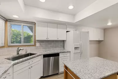 15204 N 51st Drive, Glendale, AZ 85306 - Photo 11