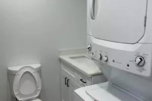 830 E Turney Ave, Phoenix, AZ 85014 - Photo 13