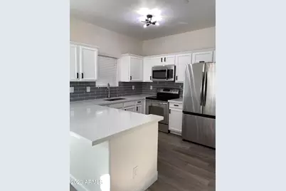 2725 E Mine Creek Road #1125, Phoenix, AZ 85024 - Photo 7