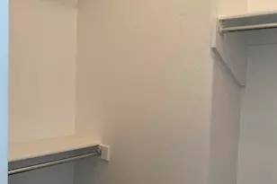 2725 E Mine Creek Rd, Phoenix, AZ 85024 - Photo 15